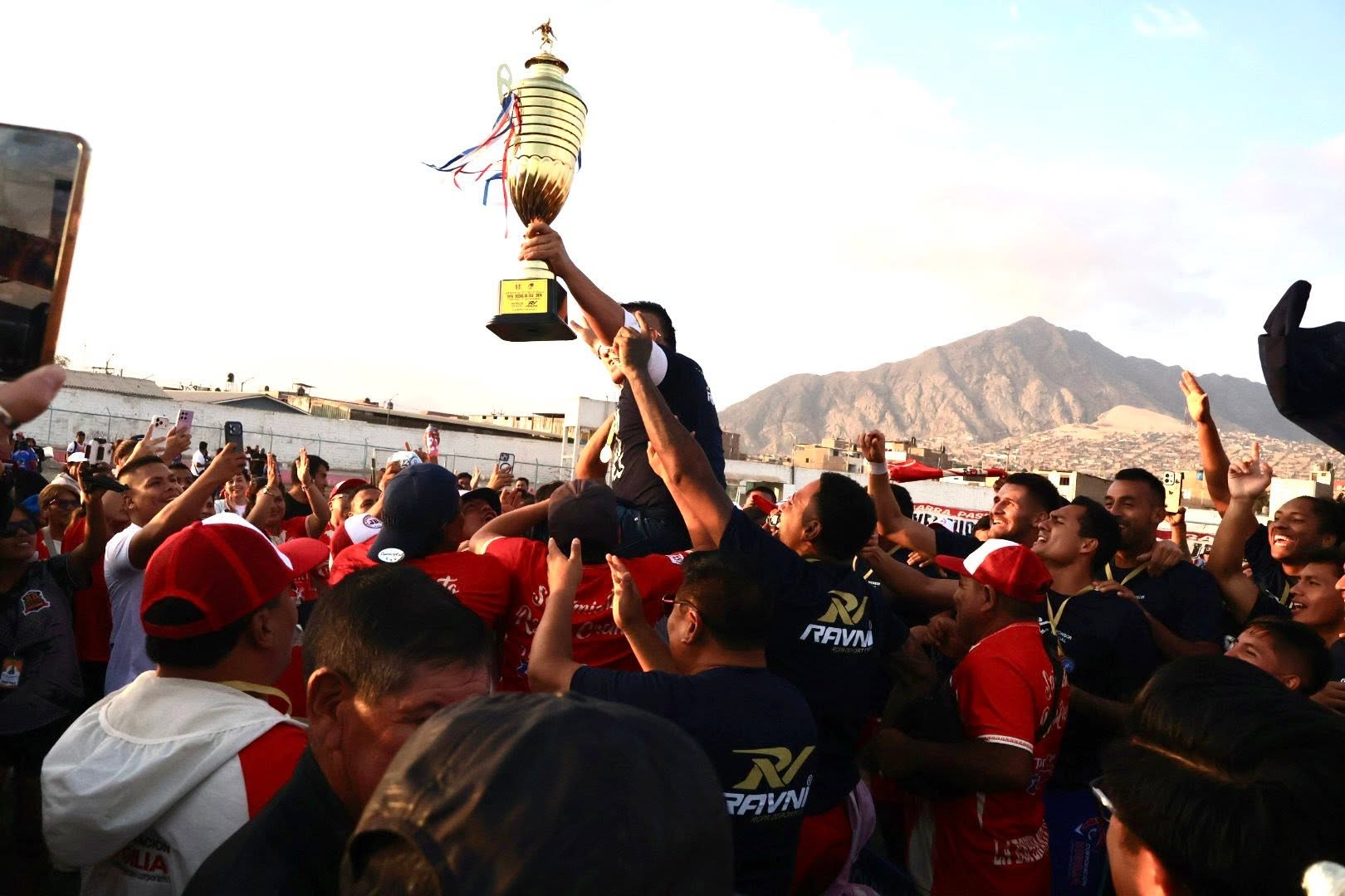 ¡Juventud Bellavista logró el título y desató la fiesta de sus hinchas!